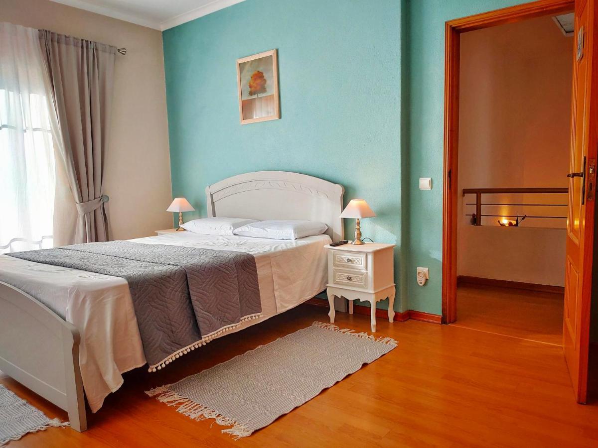 Villa Shardana B&B Sesimbra Exterior photo